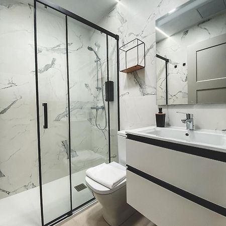 Casa San Juan - Habitaciones Privadas โลโกรโญ ภายนอก รูปภาพ
