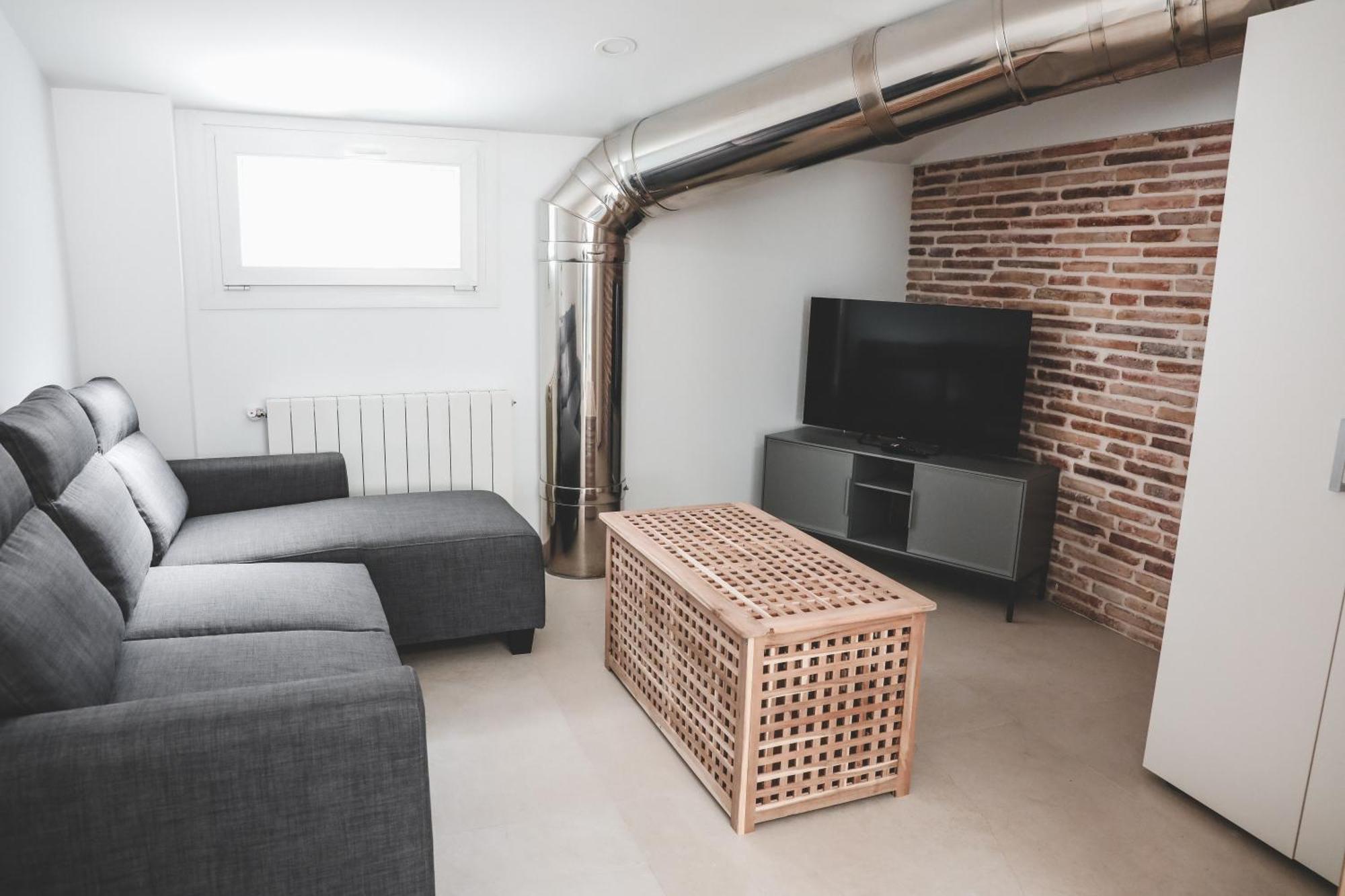 Casa San Juan - Habitaciones Privadas โลโกรโญ ภายนอก รูปภาพ